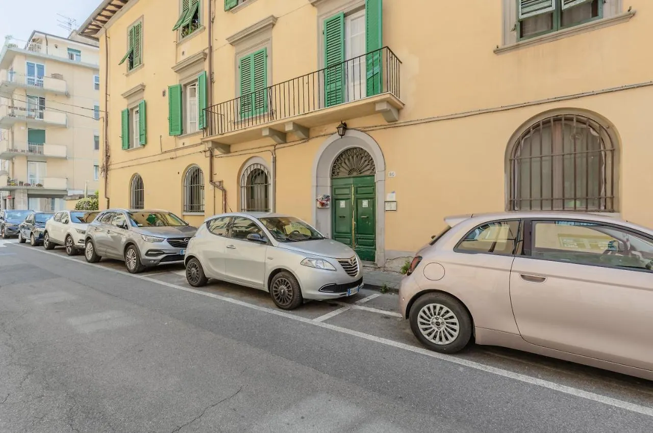 Апартаменты Tuttomondo Central Flat With Private Courtyard Пиза Италия